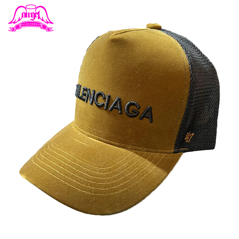 کلاه بالنسیاگا گلد طرح Balenciaga